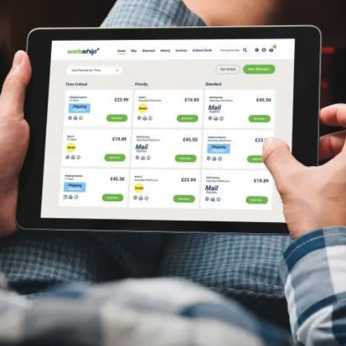 Un aperçu du portail Webship d'InXpress sur une tablette